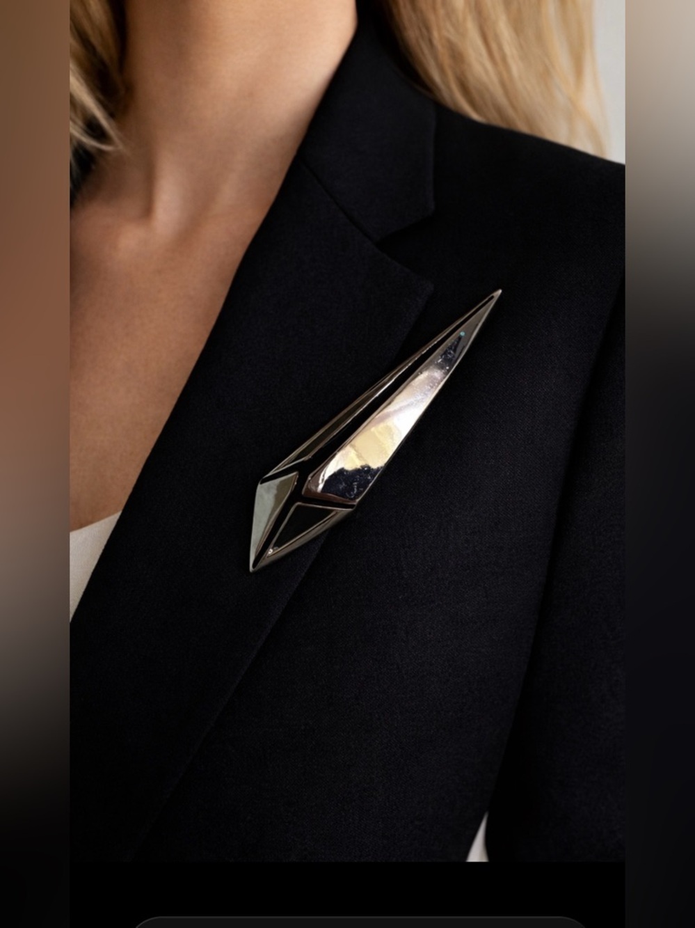 Vintage Trifari Kunio Matsumoto Modernist Silver Tone Black Enamel Brooch